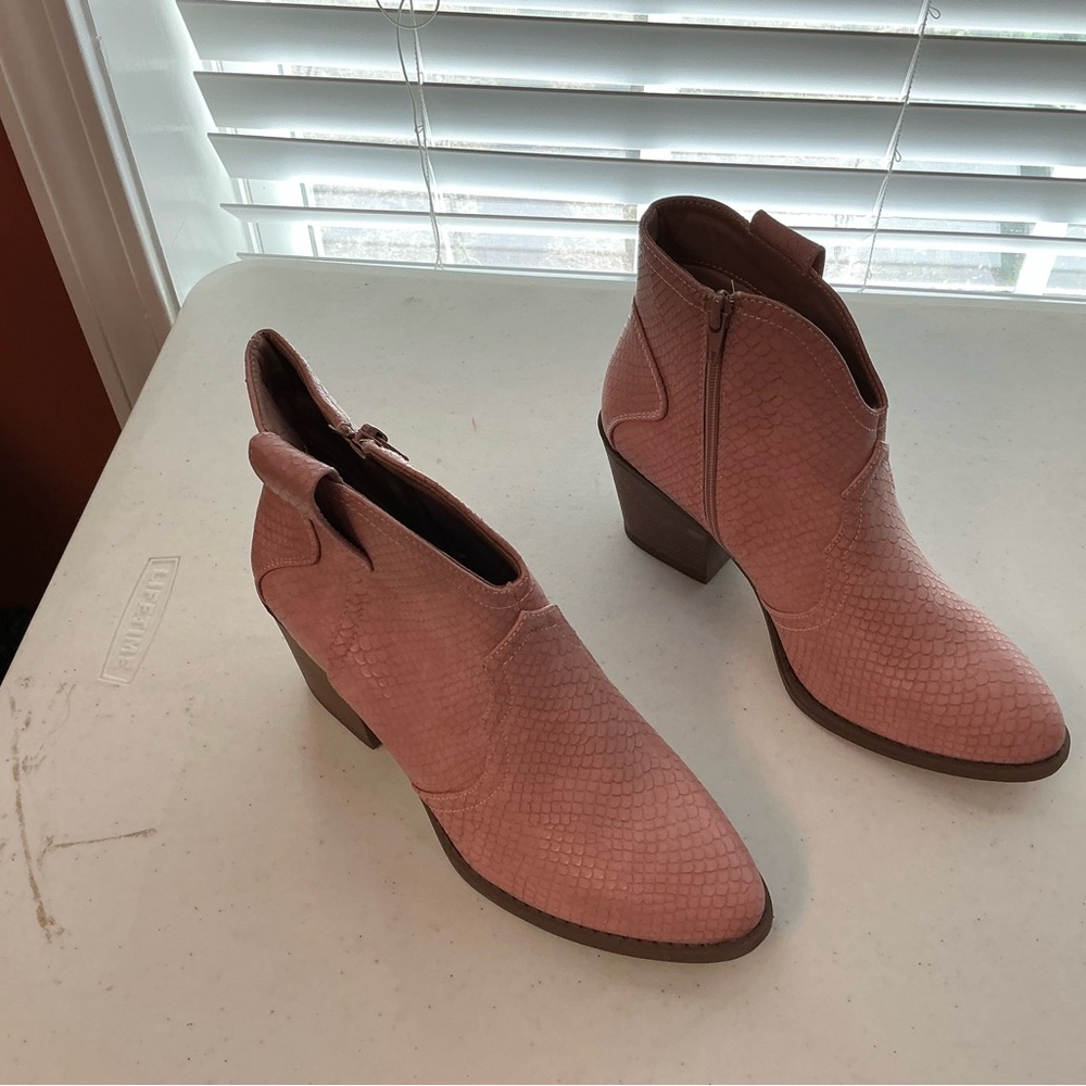 Pink Textured Ankle Boots